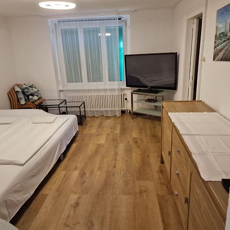 Bastis Central Guesthouse Lucerne City Exterior photo